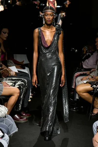 Look 29